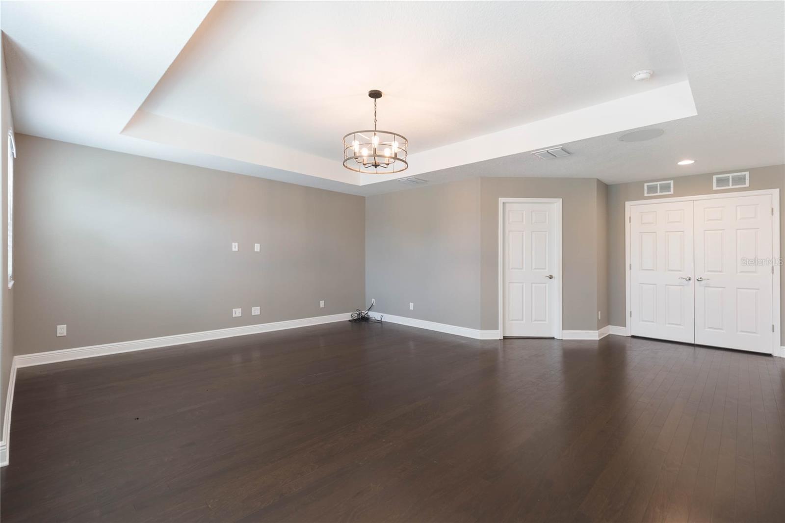 19457 REDWOOD POINT DR — photo 24