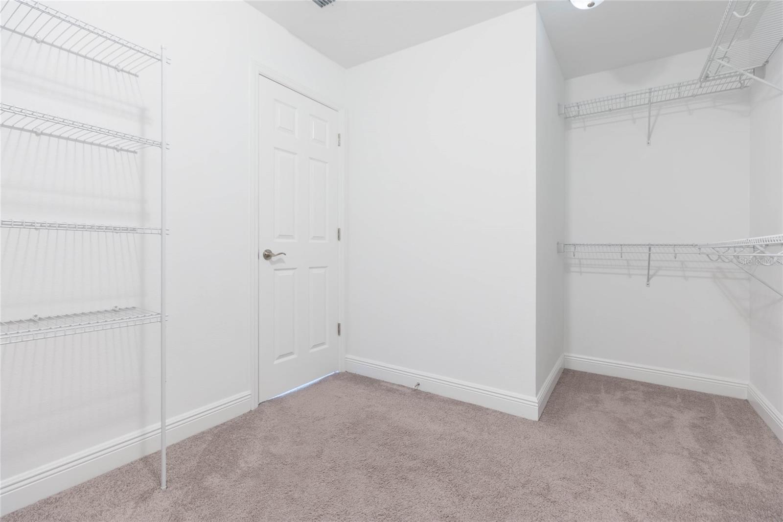 19457 REDWOOD POINT DR — photo 41