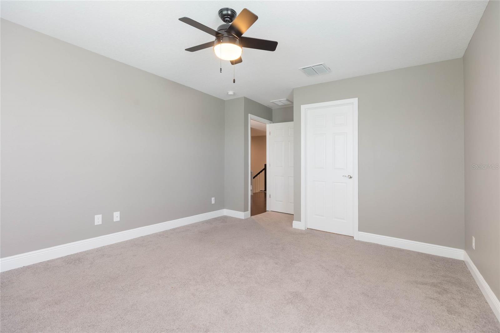 19457 REDWOOD POINT DR — photo 28