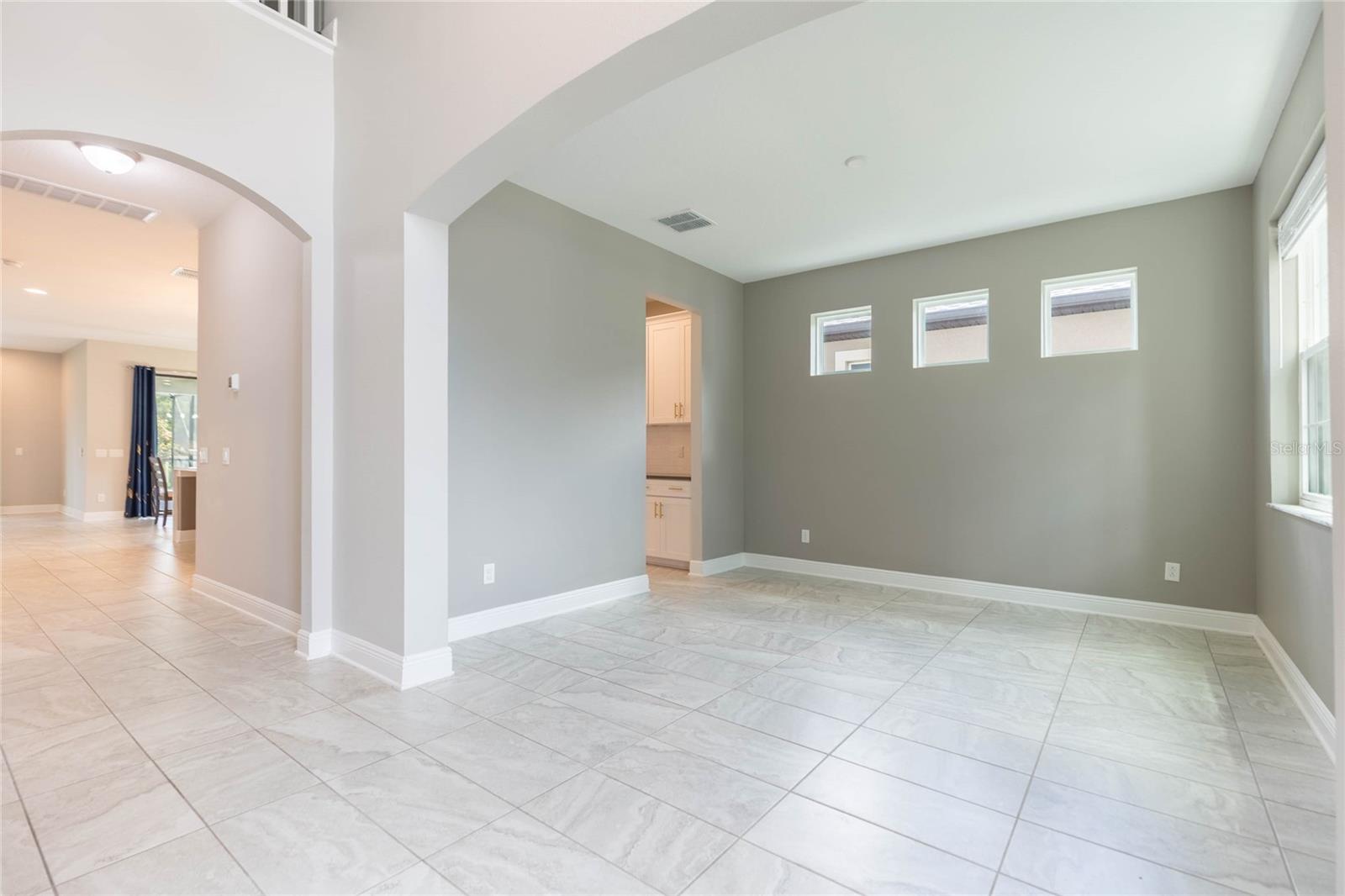 19457 REDWOOD POINT DR — photo 4