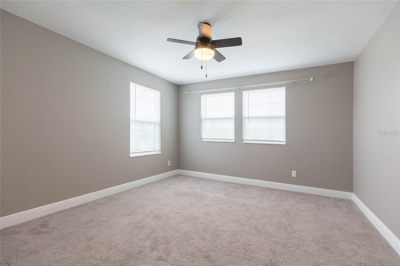 19457 REDWOOD POINT DR — photo 27