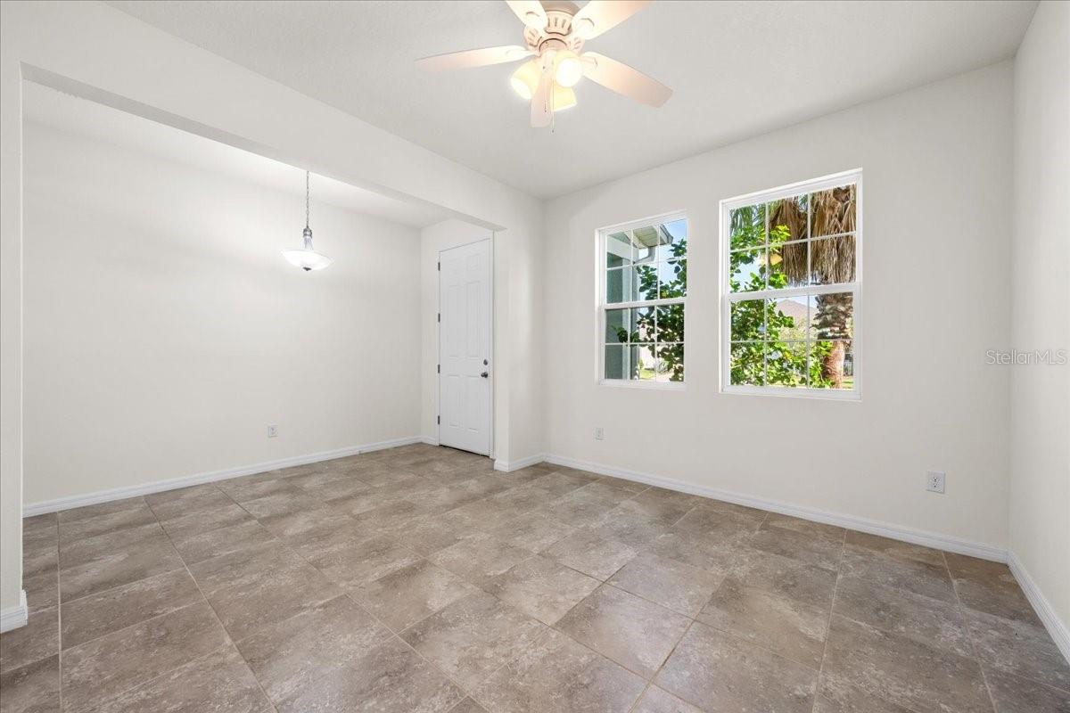 5715 HEVENA CT — photo 9