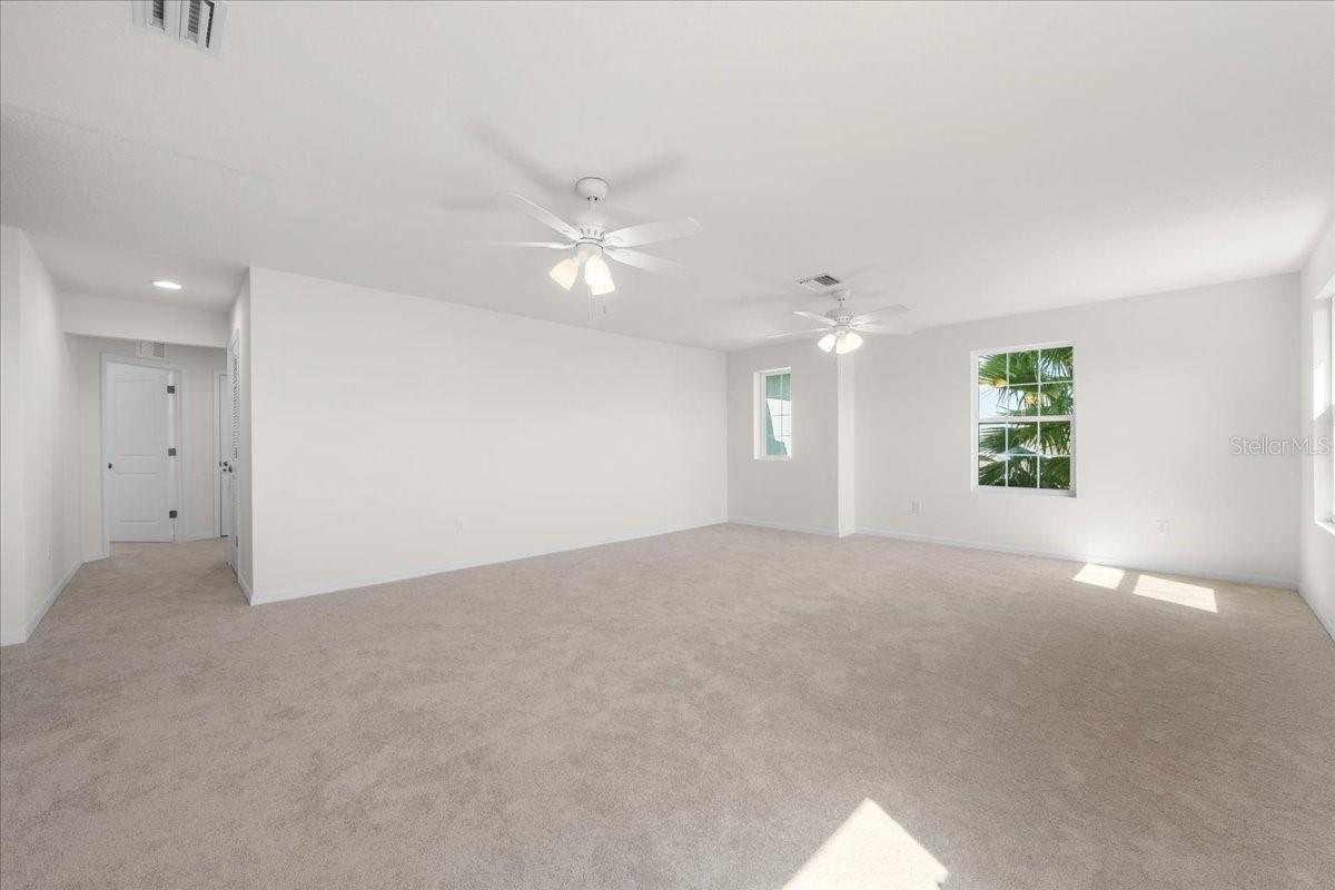 5715 HEVENA CT — photo 37