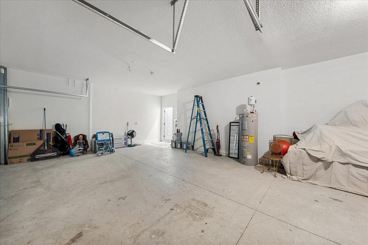 5715 HEVENA CT — photo 32