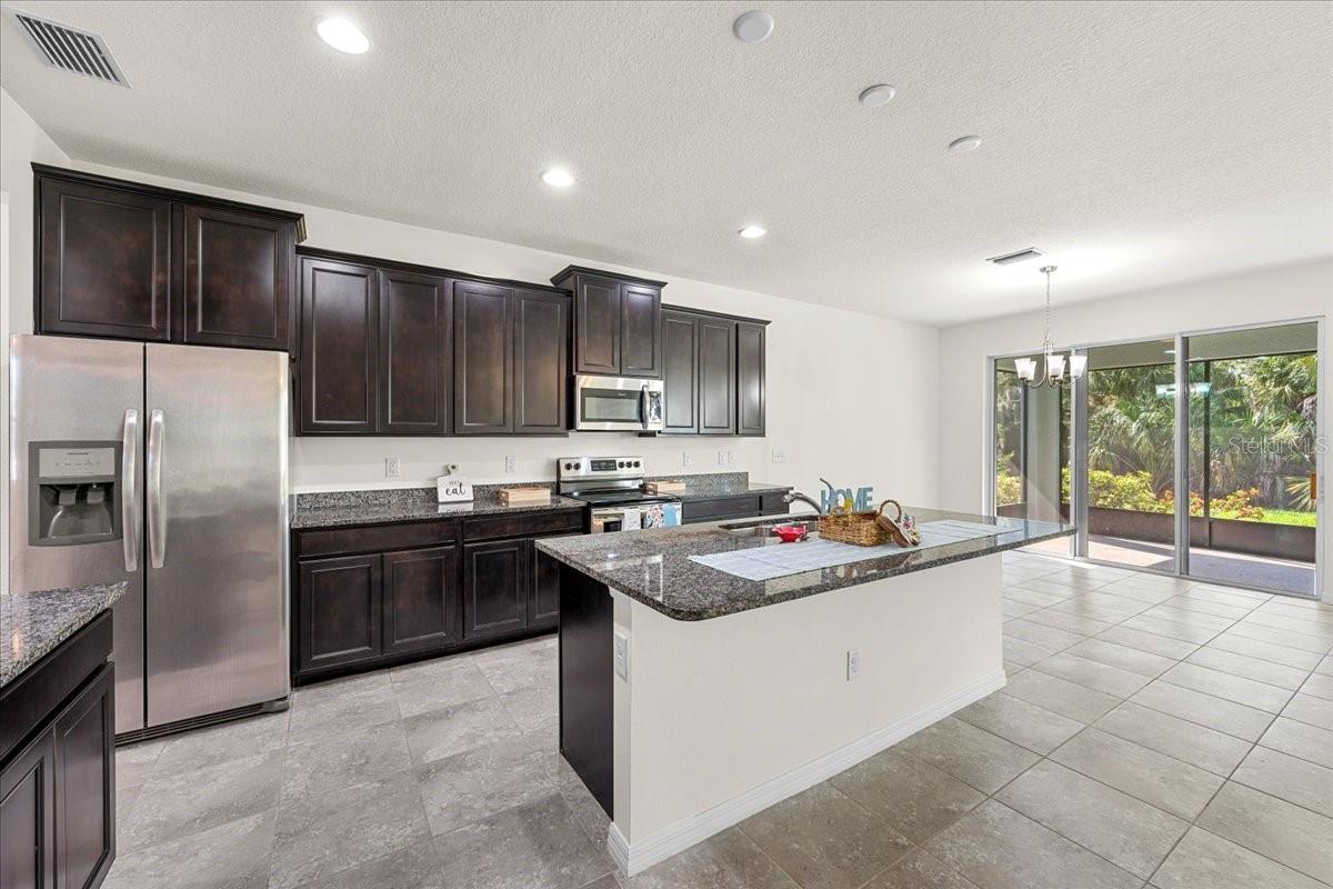 5715 HEVENA CT — photo 18