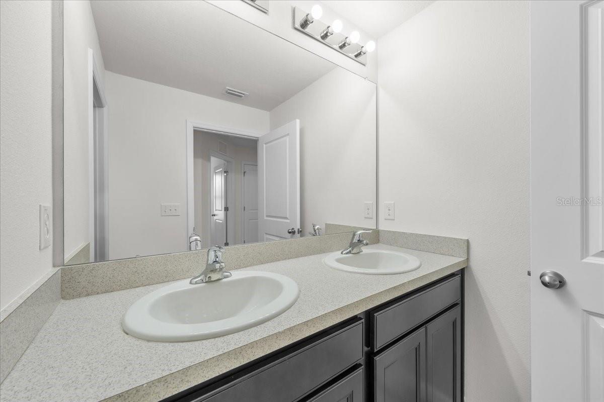 5715 HEVENA CT — photo 61