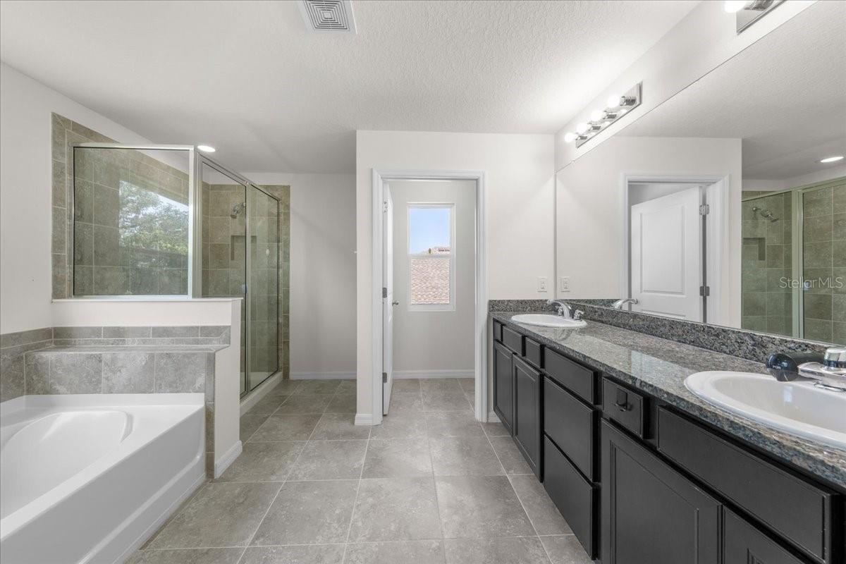 5715 HEVENA CT — photo 44