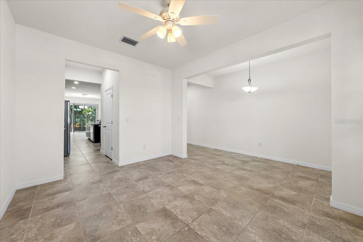 5715 HEVENA CT — photo 10
