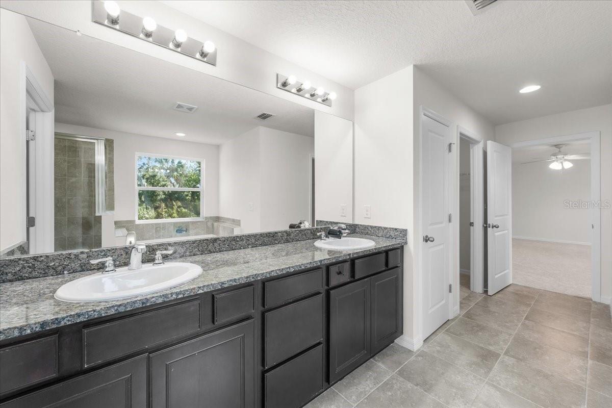 5715 HEVENA CT — photo 46