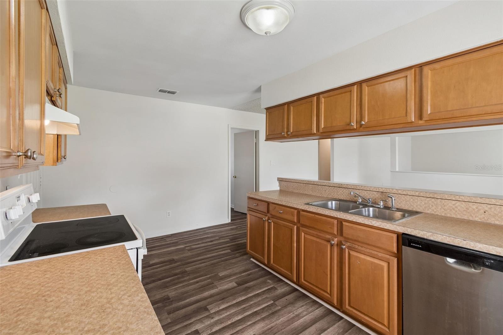 6711 INTERBAY BLVD — photo 10