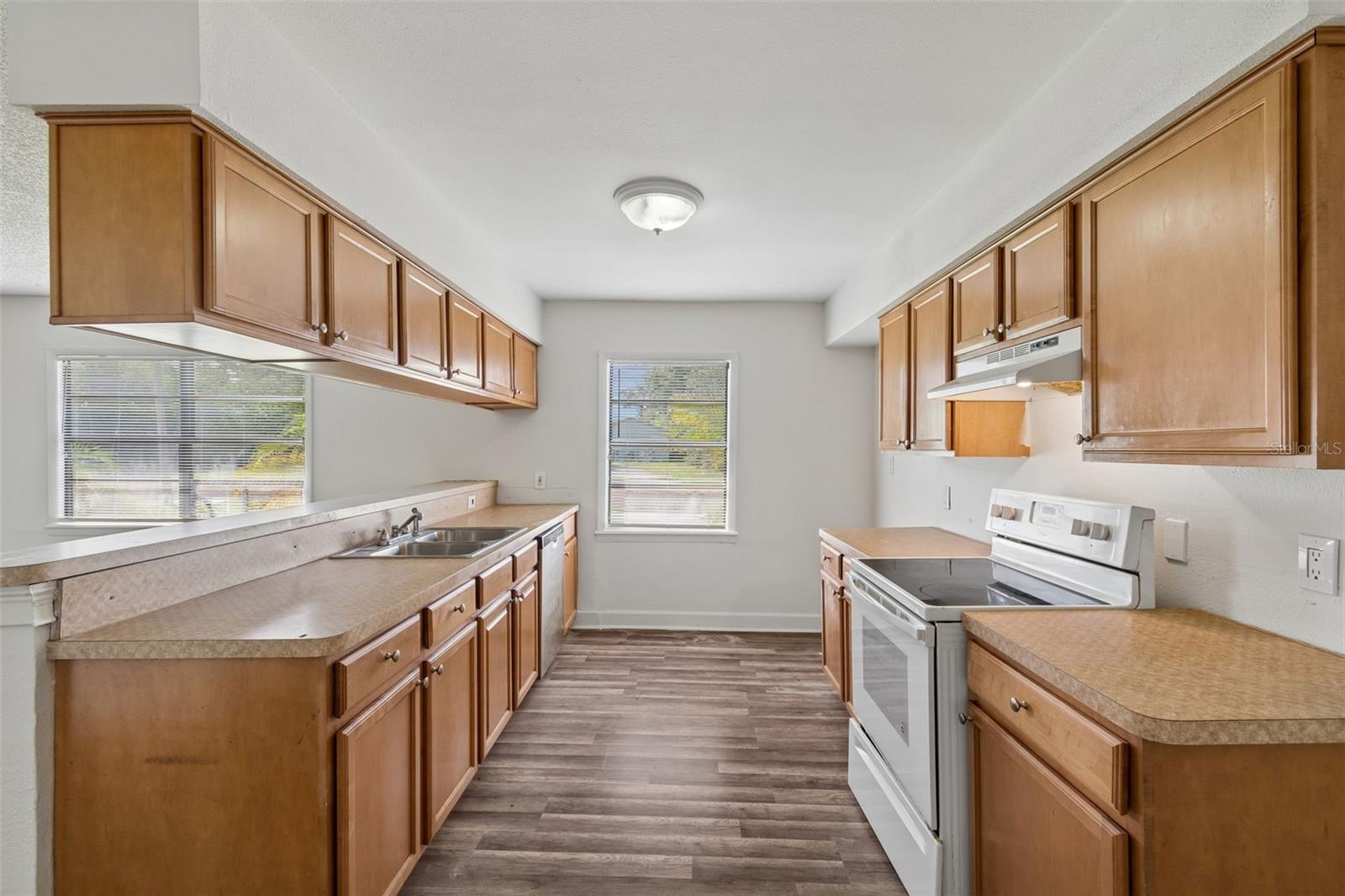 6711 INTERBAY BLVD — photo 8