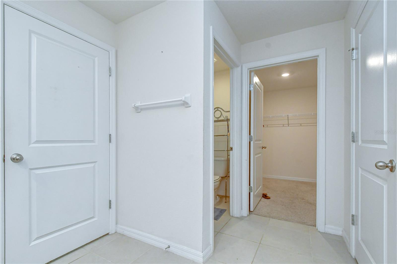 7760 BROAD POINTE DR — photo 18