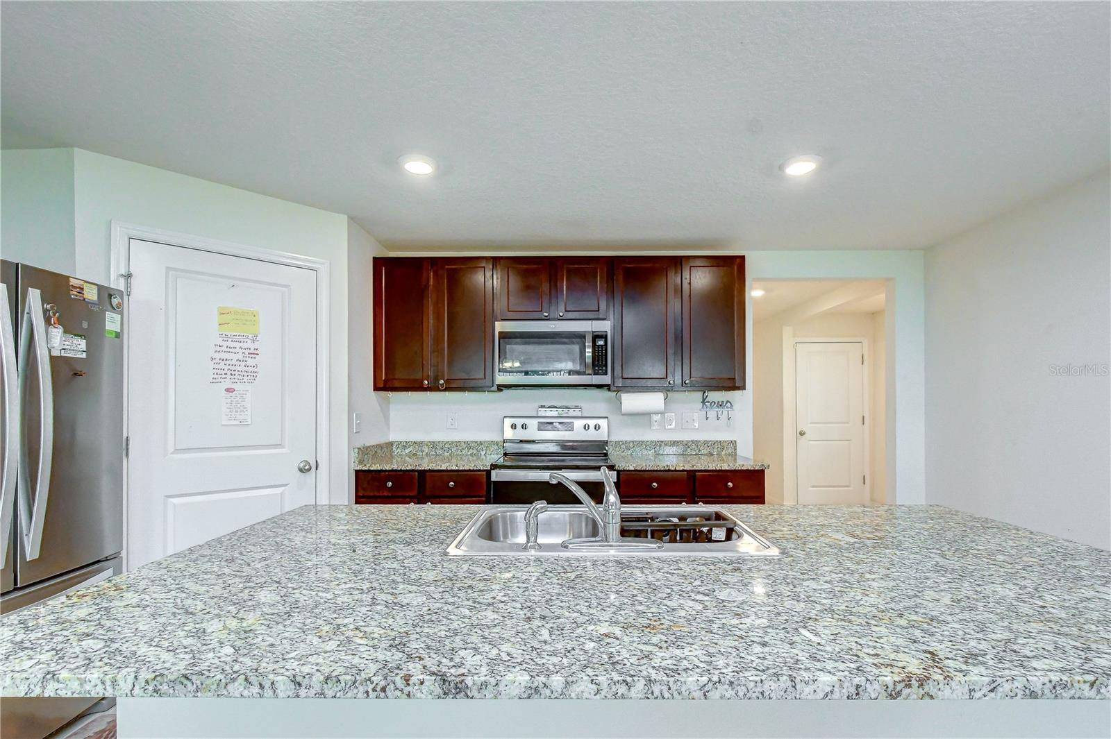 7760 BROAD POINTE DR — photo 7