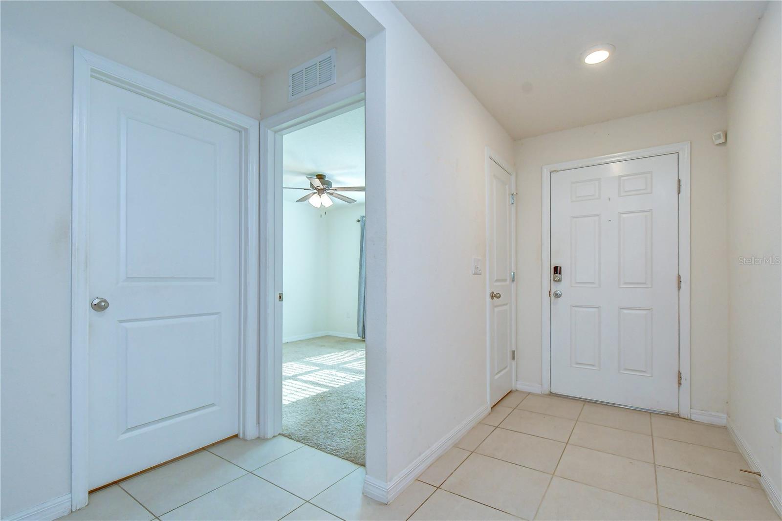 7760 BROAD POINTE DR — photo 28