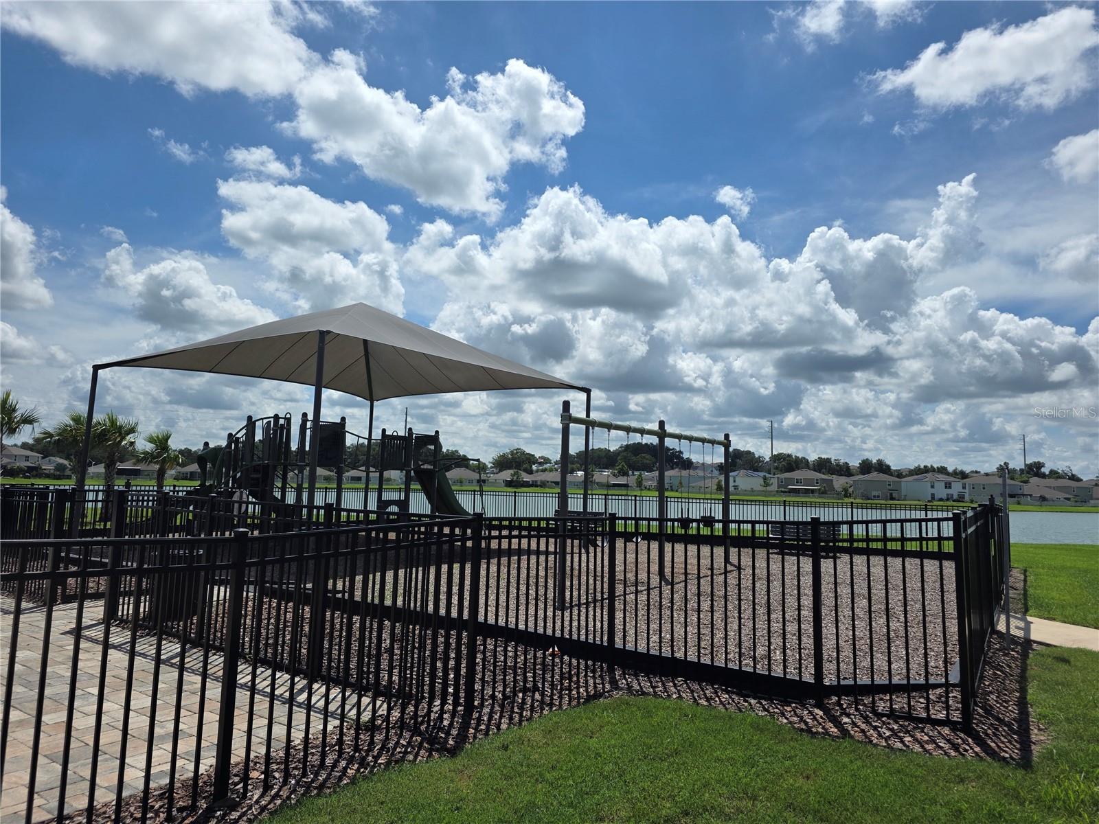 7760 BROAD POINTE DR — photo 37