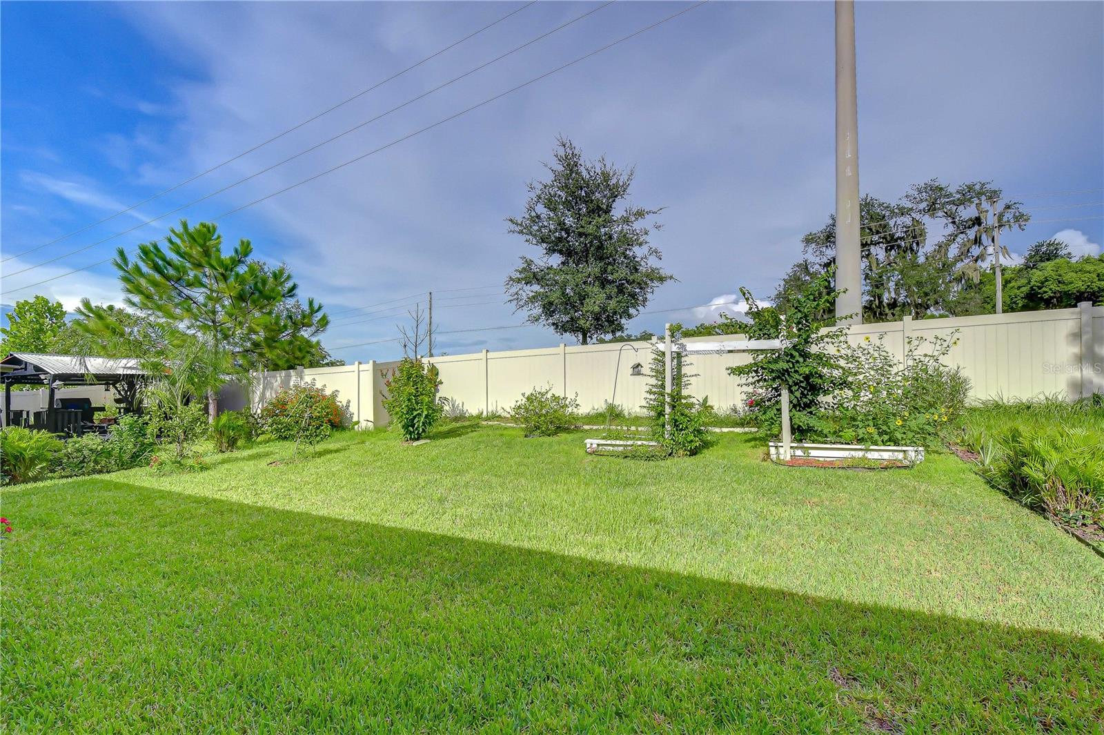 7760 BROAD POINTE DR — photo 45
