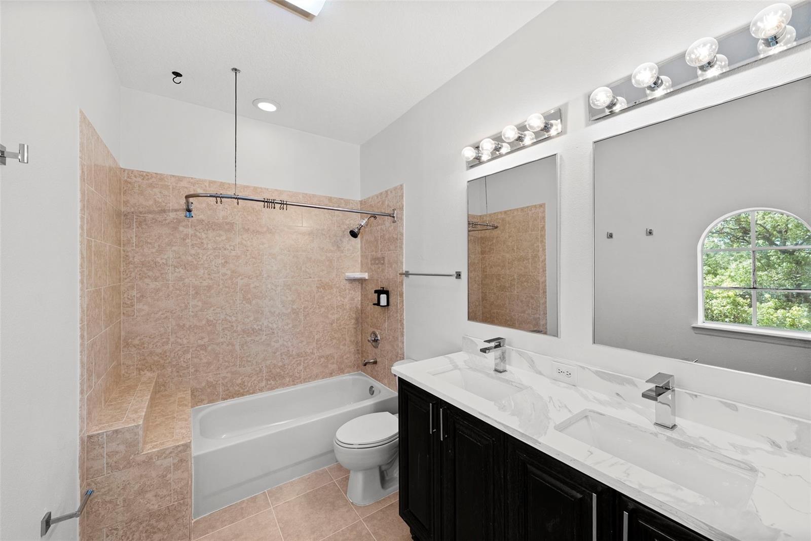 2605 ESPANA CT — photo 27