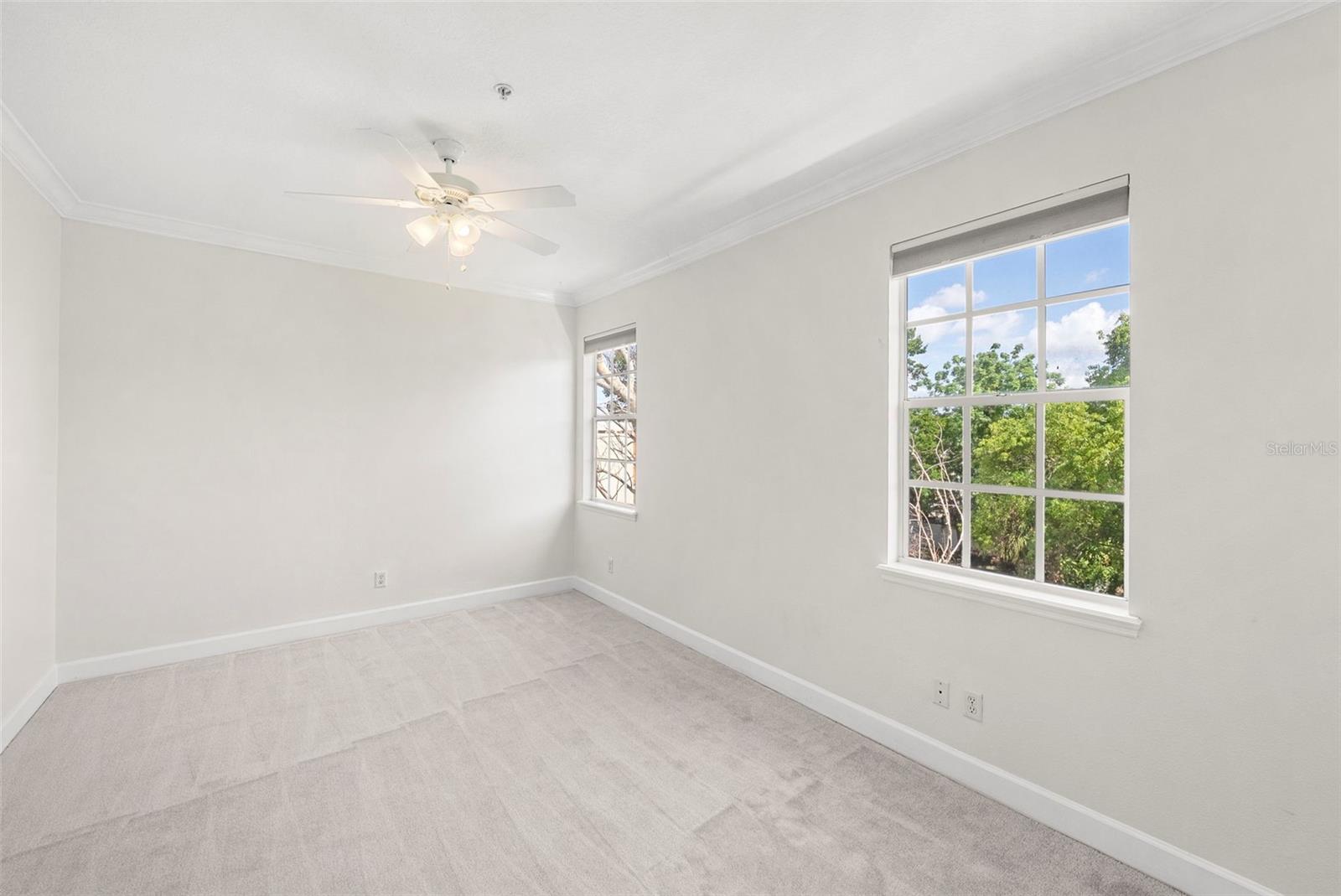 2605 ESPANA CT — photo 25