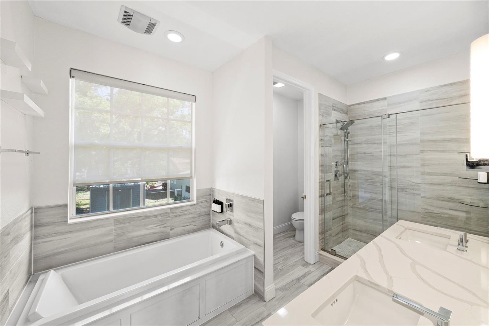 2605 ESPANA CT — photo 17