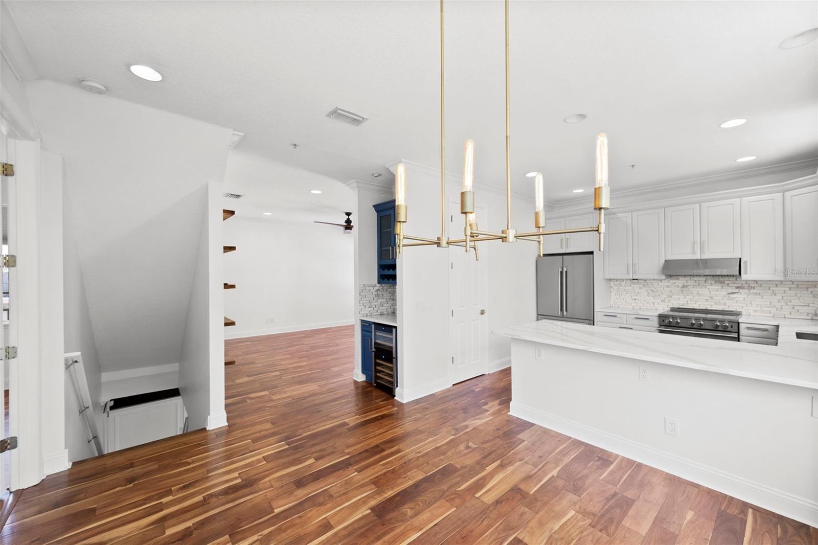 2605 ESPANA CT — photo 8