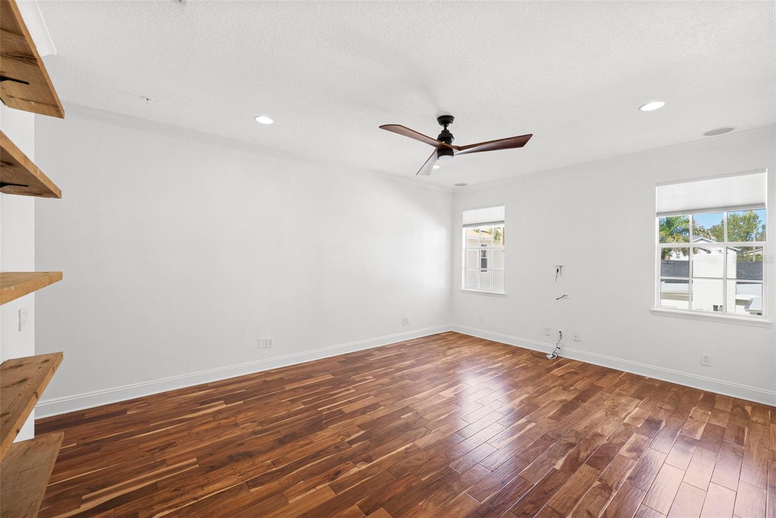 2605 ESPANA CT — photo 10