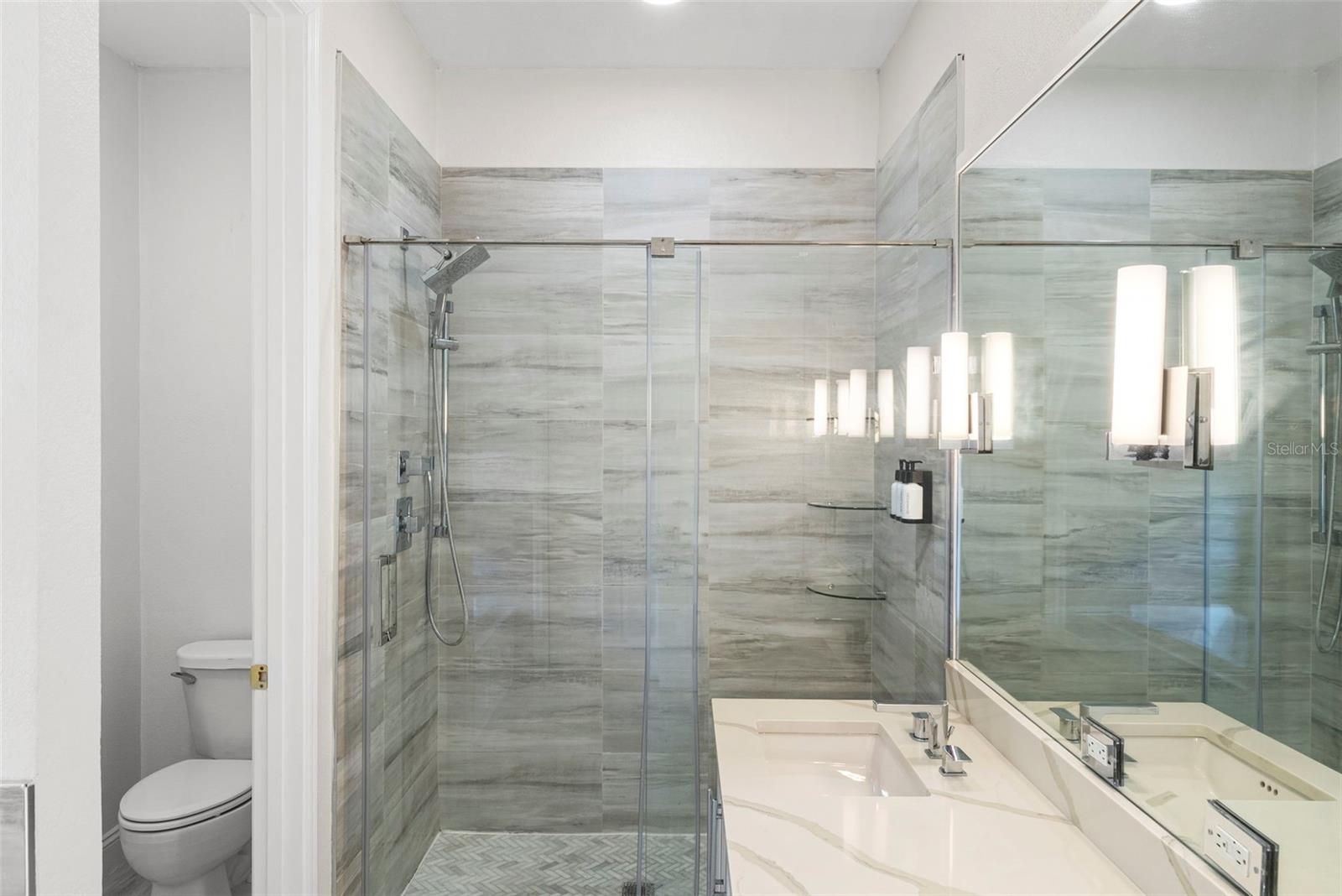 2605 ESPANA CT — photo 18