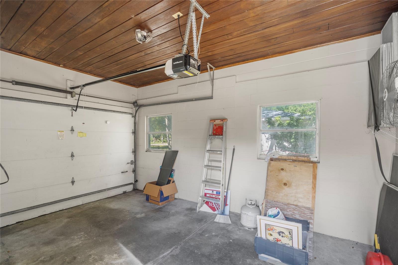 839 42ND ST — photo 33