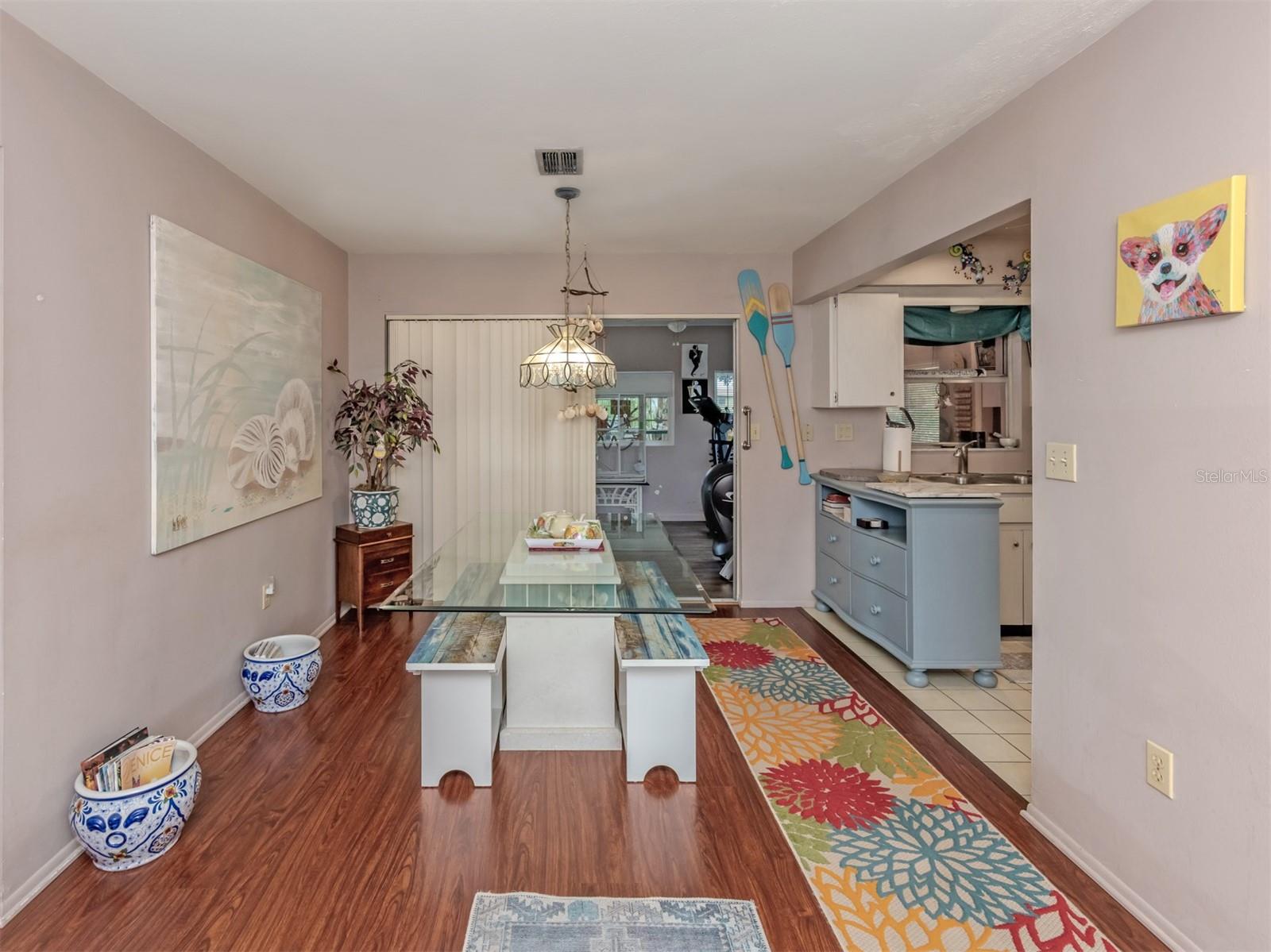 424 CENTER RD — photo 15