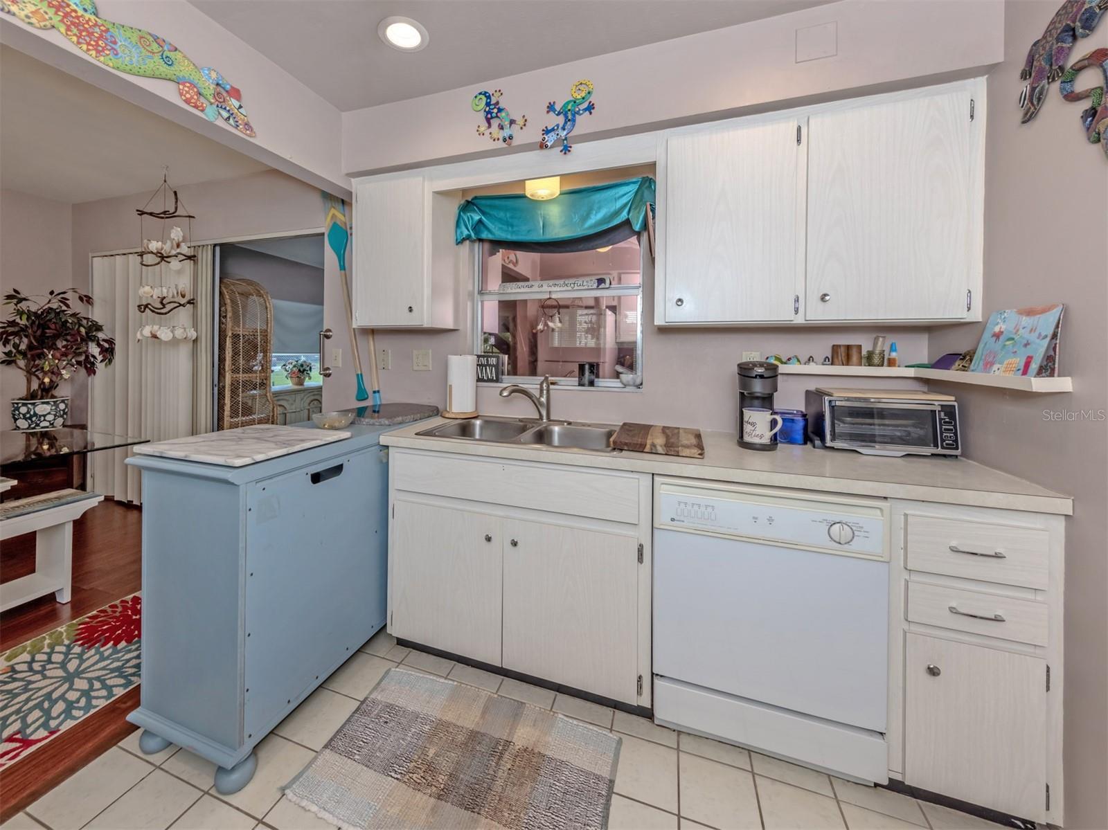 424 CENTER RD — photo 21