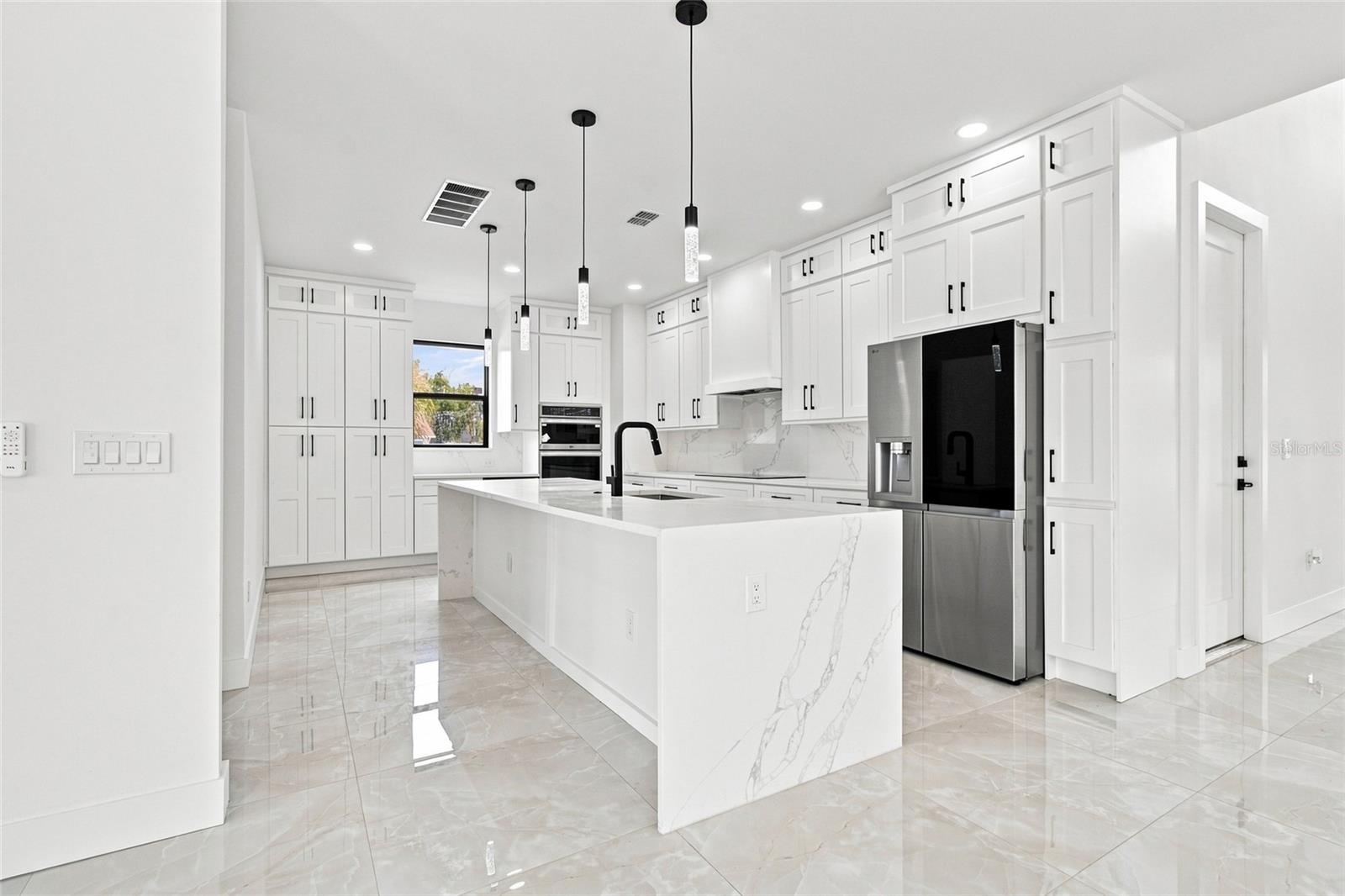 4122 W NASSAU ST — photo 17