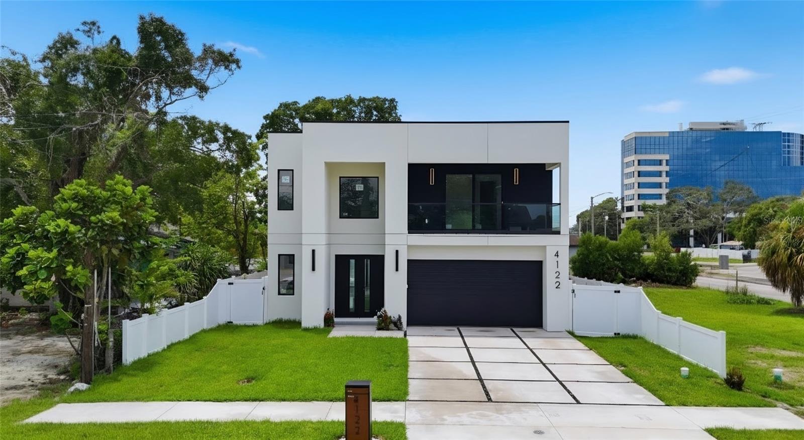 4122 W NASSAU ST — photo 3