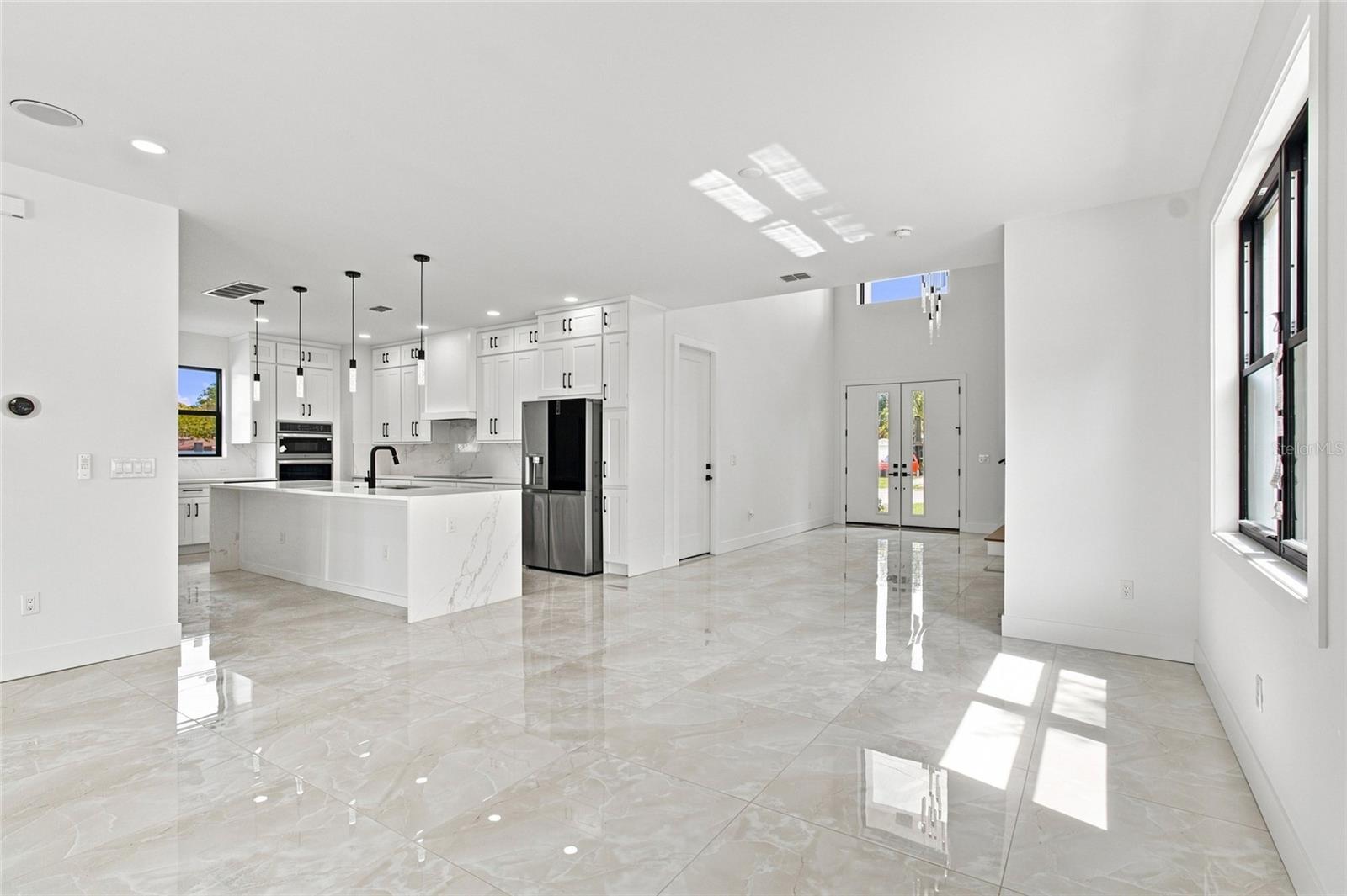 4122 W NASSAU ST — photo 15