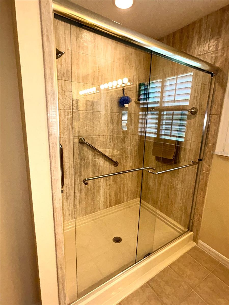 18505 GRAND CLUB DR — photo 17