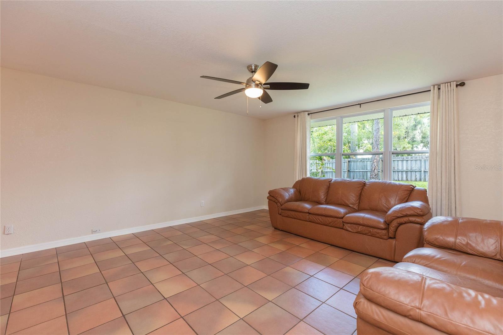 8719 HANDCART RD — photo 4