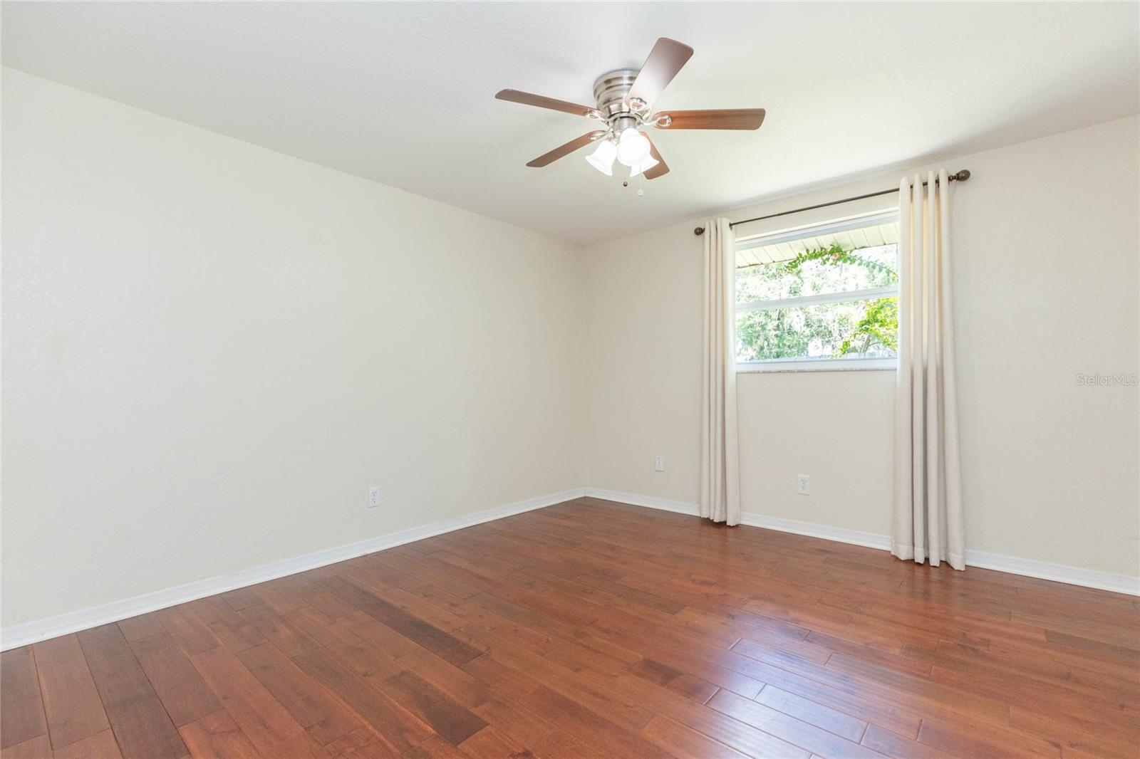 8719 HANDCART RD — photo 16