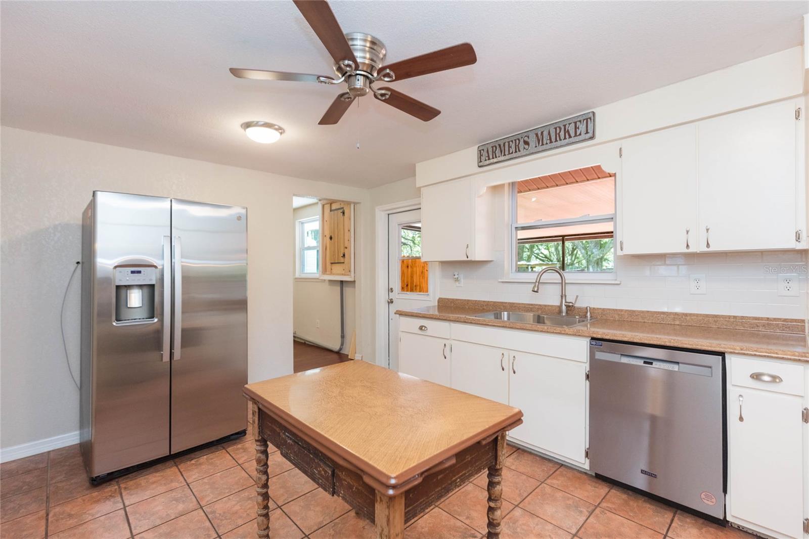 8719 HANDCART RD — photo 12
