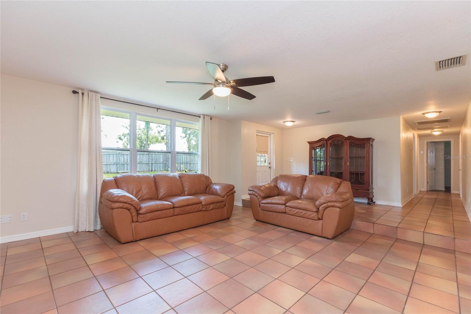 8719 HANDCART RD — photo 5