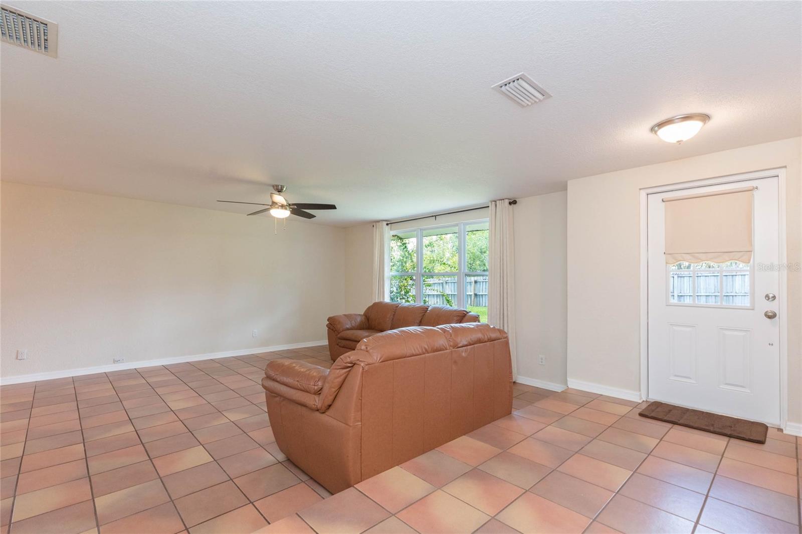 8719 HANDCART RD — photo 8