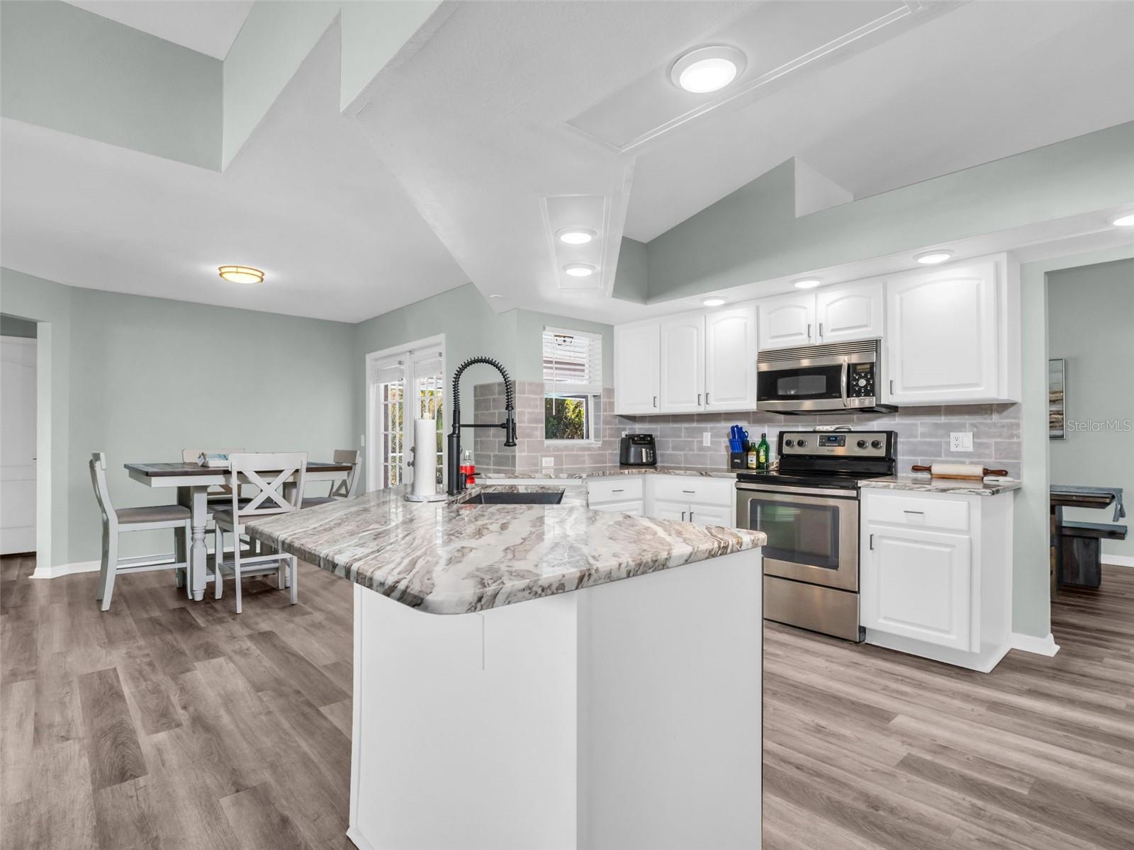 13635 MUFFIN CT — photo 14