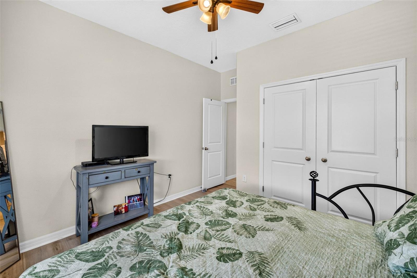 7460 STONEBROOK CIR — photo 24