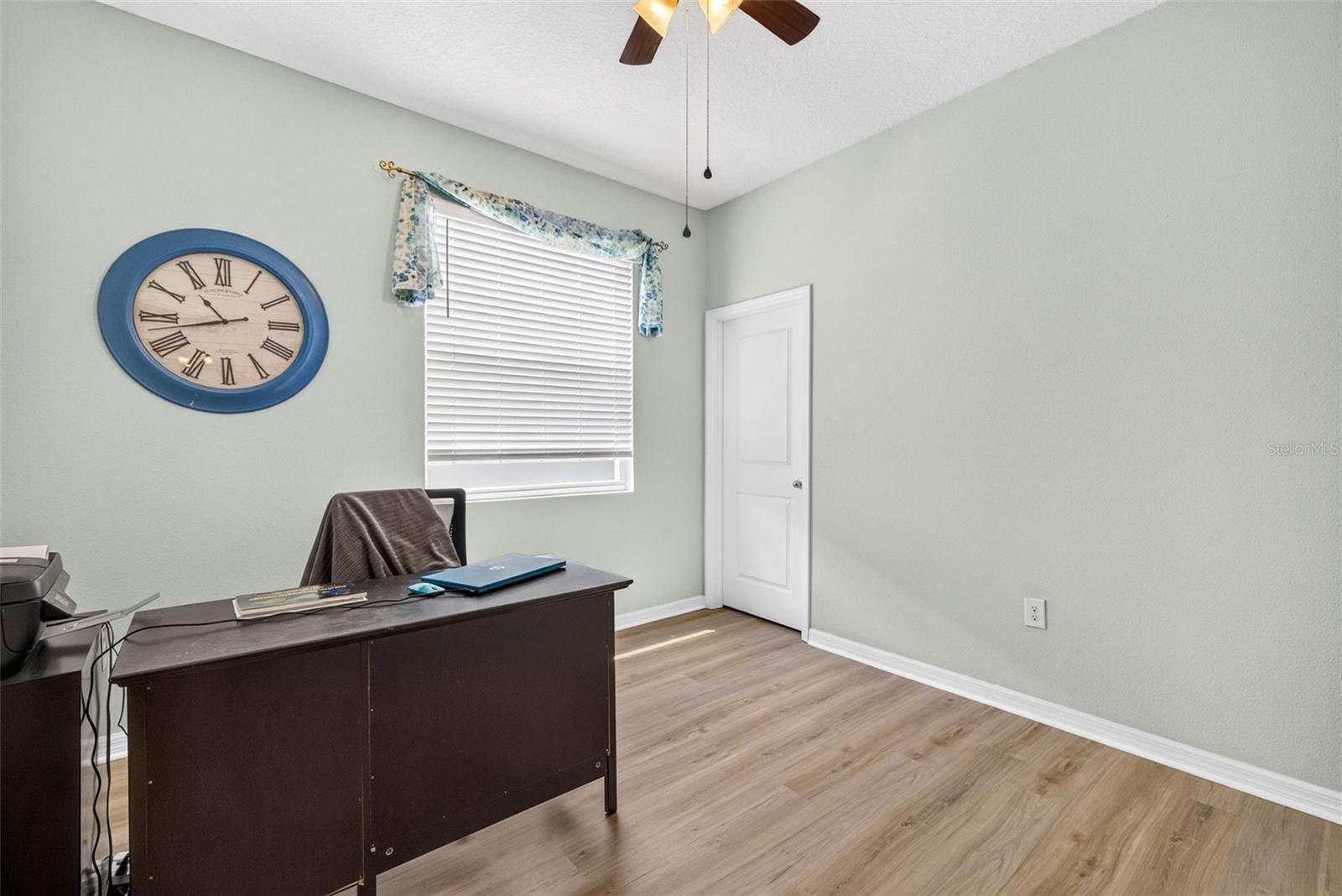 7460 STONEBROOK CIR — photo 21