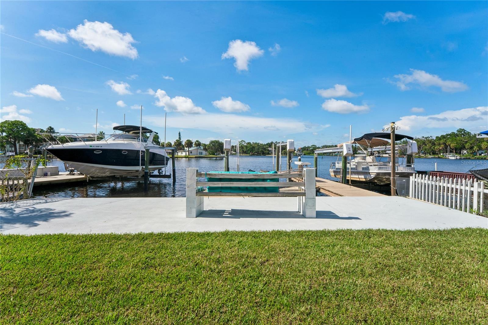 5531 MANATEE POINT DR — photo 60