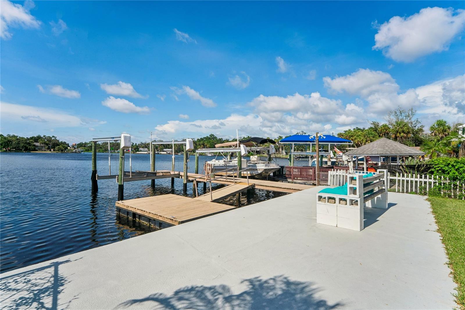 5531 MANATEE POINT DR — photo 62