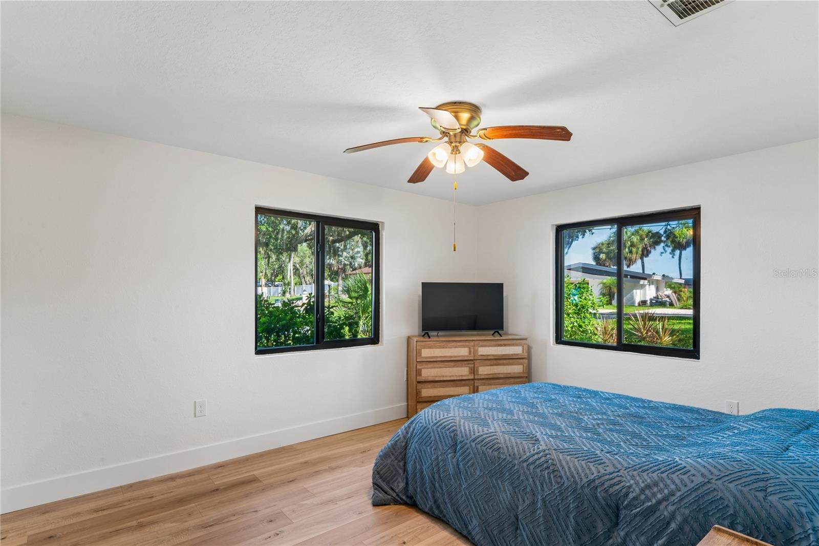 5531 MANATEE POINT DR — photo 46