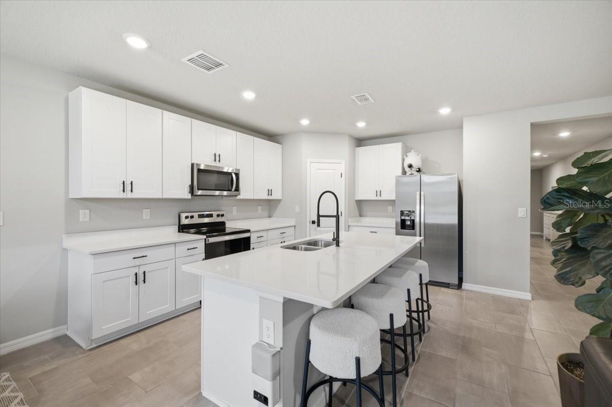 10119 DAYBREAK GLN — photo 12
