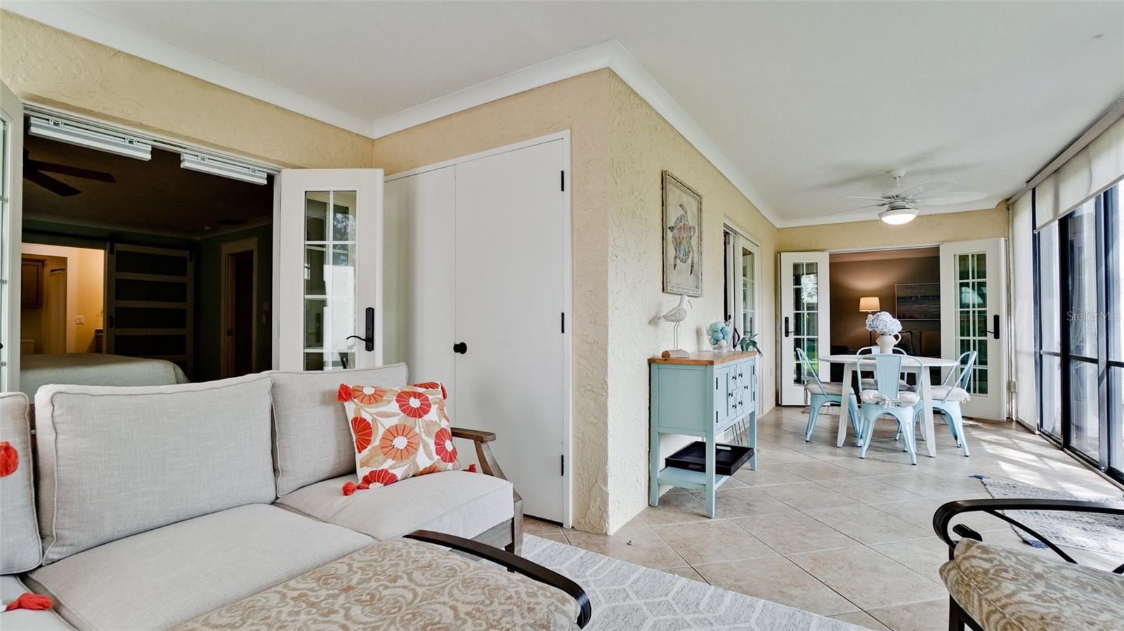 401 PALM TREE DR #N/A — photo 24