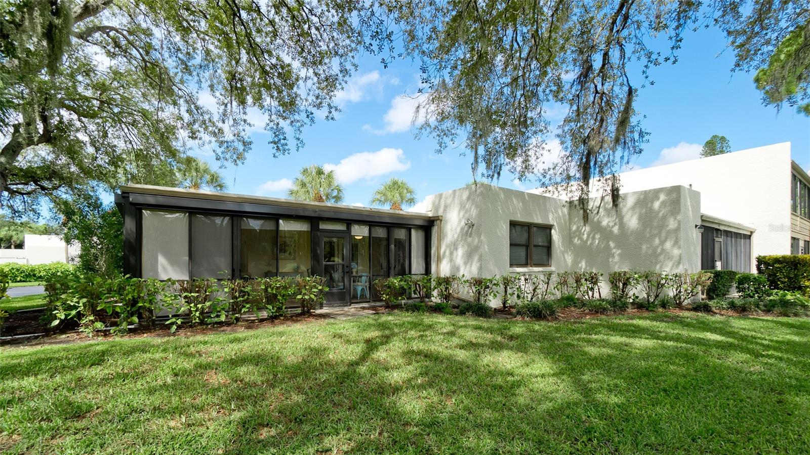 401 PALM TREE DR #N/A — photo 32