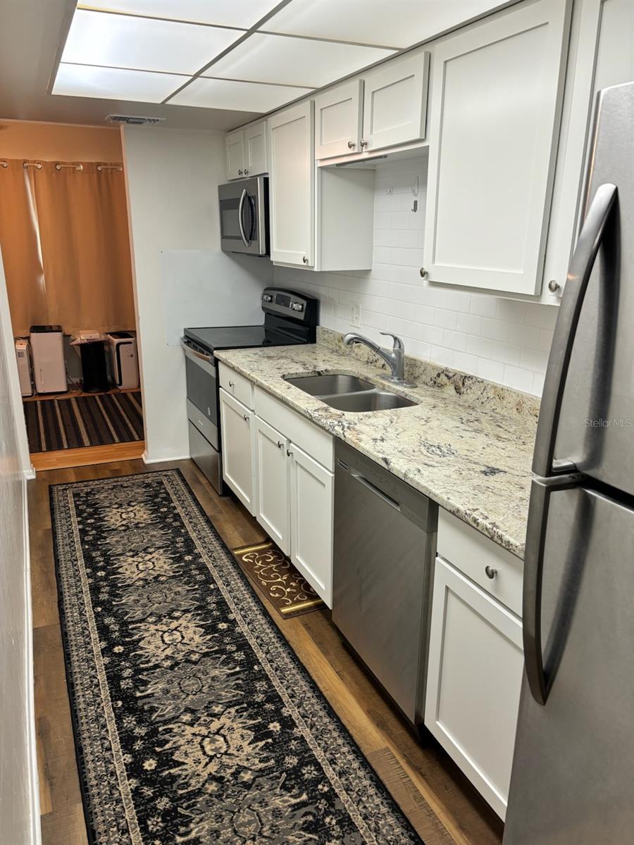 5060 76TH AVE N #203 — photo 4