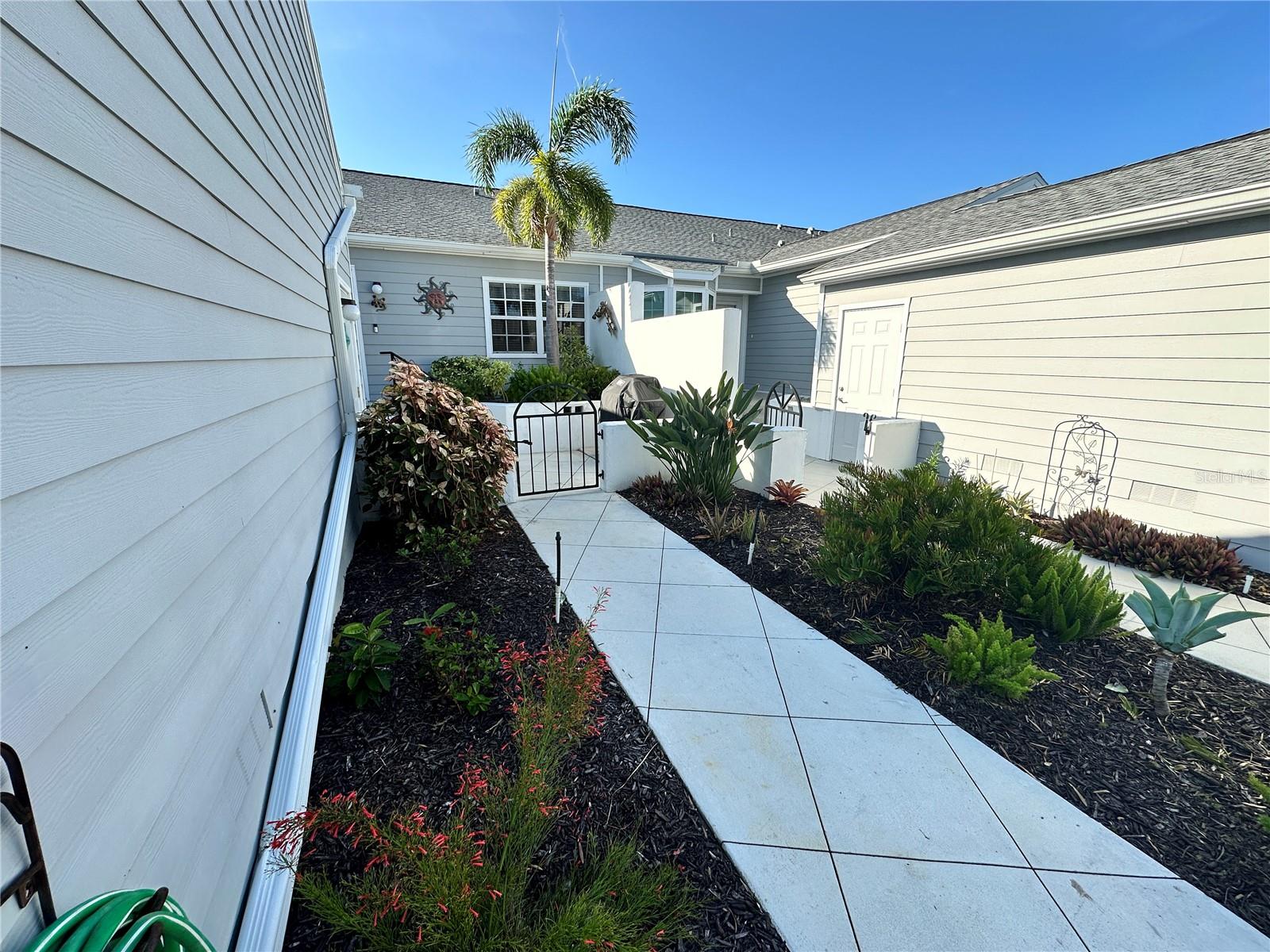 1233 SPOONBILL LANDINGS CIR #NA — photo 2