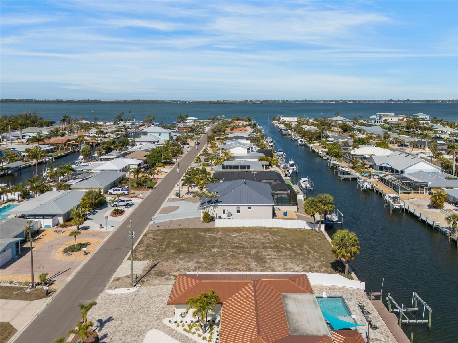 4007 COCONUT TER — photo 20